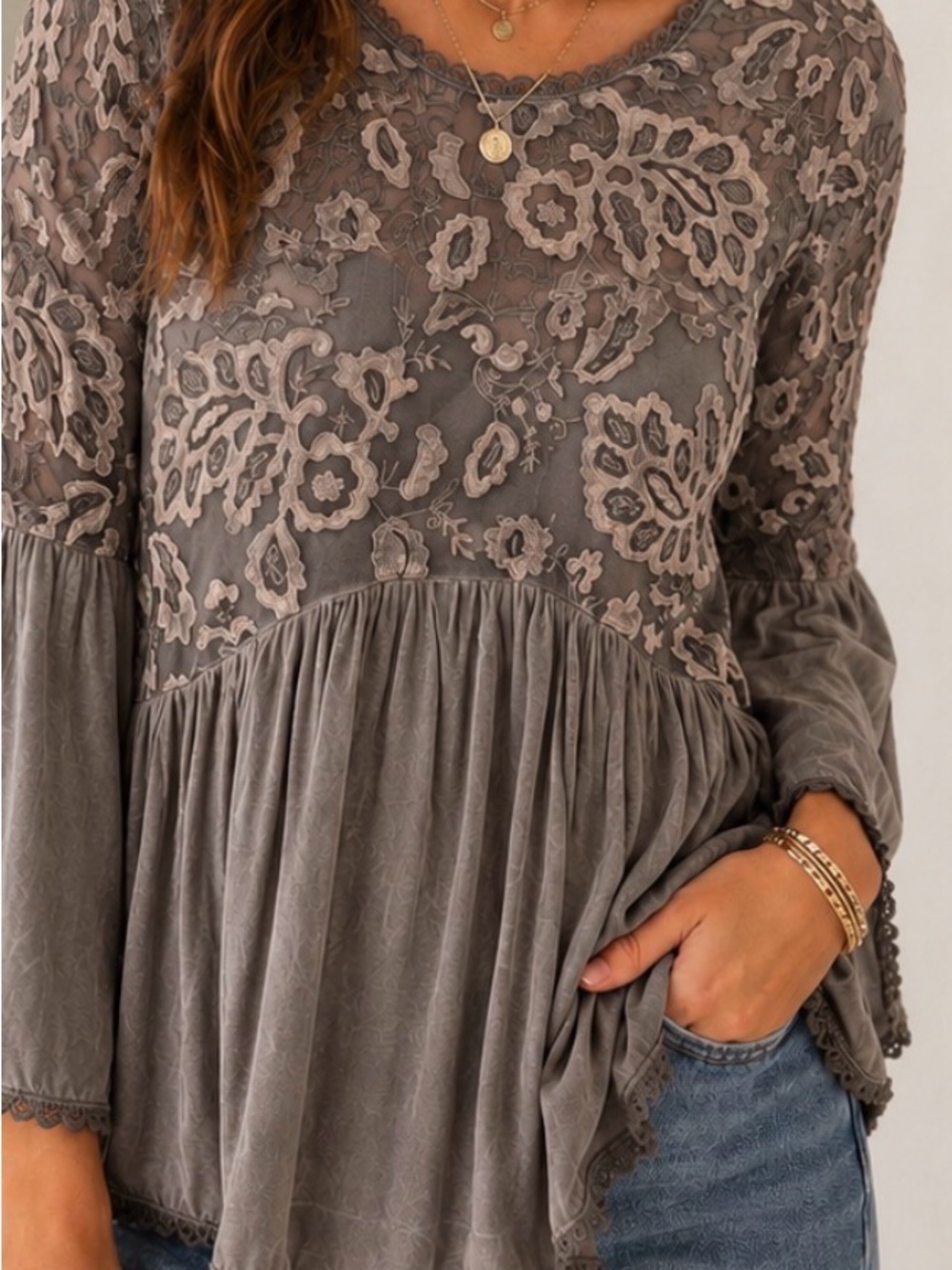 POL Boho Bell Sleeve Babydoll Top Taupe Lace Peplum Small - Picture 3 of 16